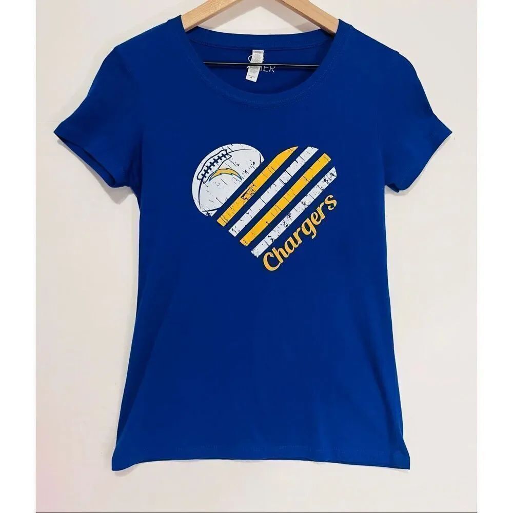 G-111 4 Her Chargers Tee Size M